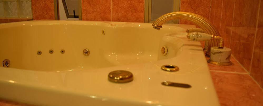 קאלי Casa Bella Suites מראה חיצוני תמונה